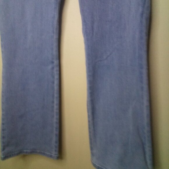 Nic + Zoe jeans 10 Women Demi Boot Pull On Elastic Waist Light Wash Blue - Picture 9 of 14